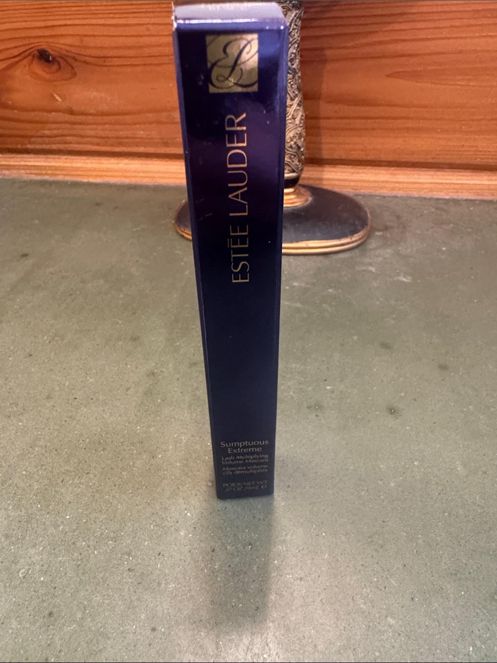 Estee Lauder Sumptuous Extreme Mascara - Navy Blue & Gold Packaging